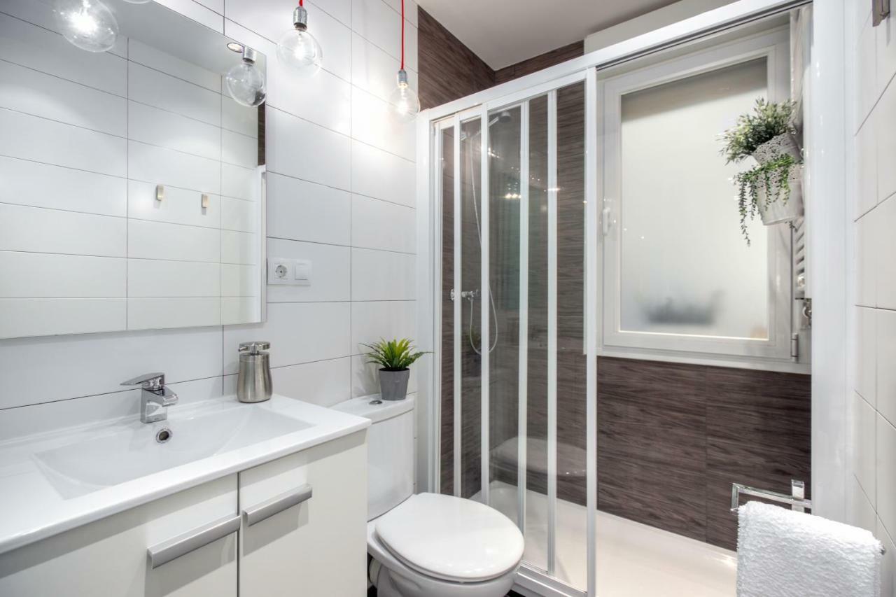 Ondarreta Beach Apartment Con Parking Free Y Aire Acondicionado San Sebastián Exterior foto